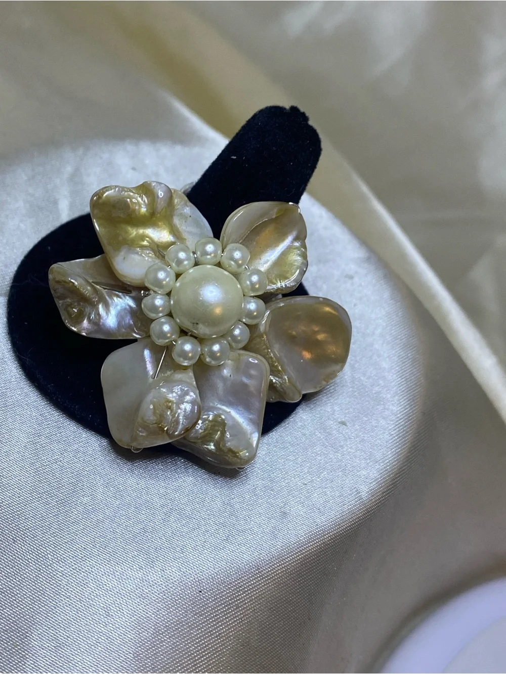 Vintage Mother-of-Pearl Flower Statement Ring with Faux Pearl Cluster
